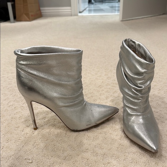 Gianvitto Rossi Silver Women's Ankle Boots size 39.5